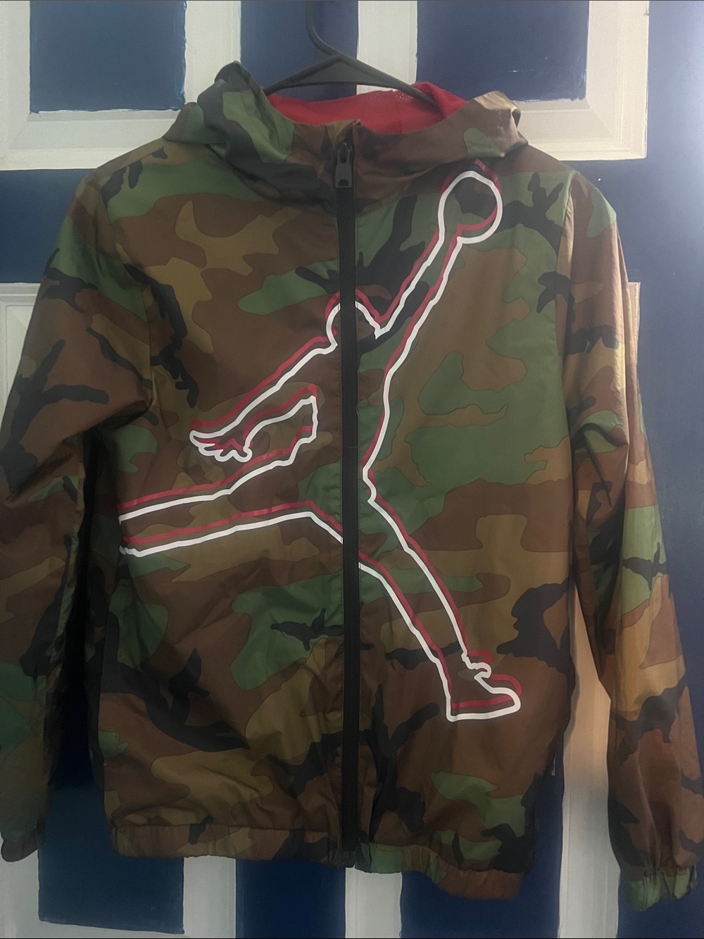 Jordan youth medium Camo Windbreaker Jacket - Green/Brown